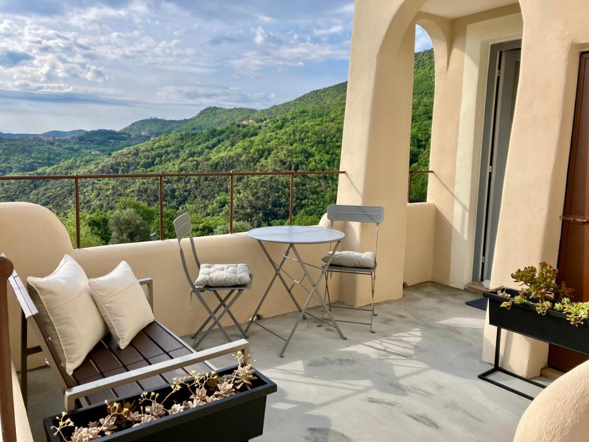 Il Contado Apartment นอลี ภายนอก รูปภาพ